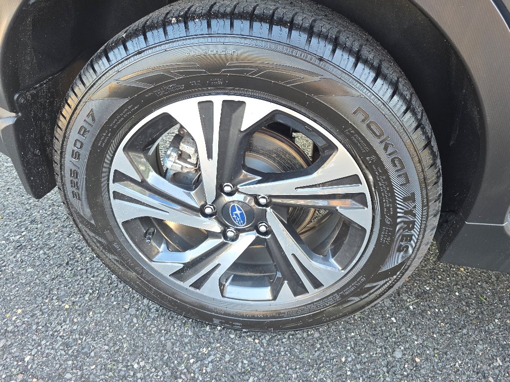 Used 2024 Offshore Blue Metallic Subaru Premium image 28