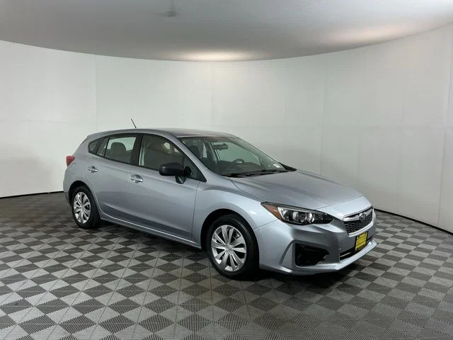 Used 2018 Ice Silver Metallic Subaru 2.0i image 3
