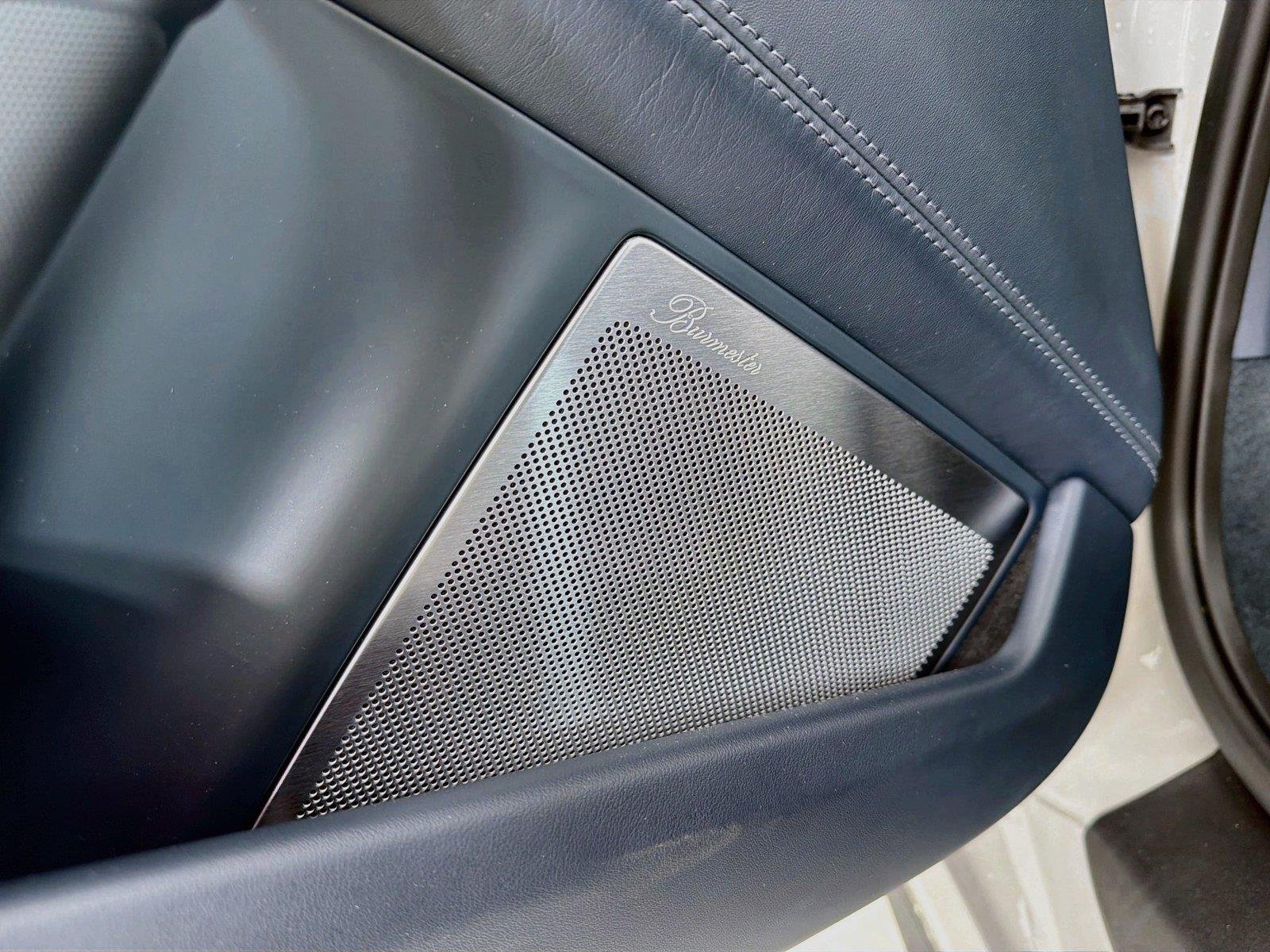 Used 2022 Chalk Porsche 4S image 12