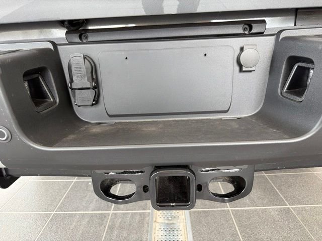 New 2026 Carbonized Gray Metallic Ford F-350® Lariat® image 14