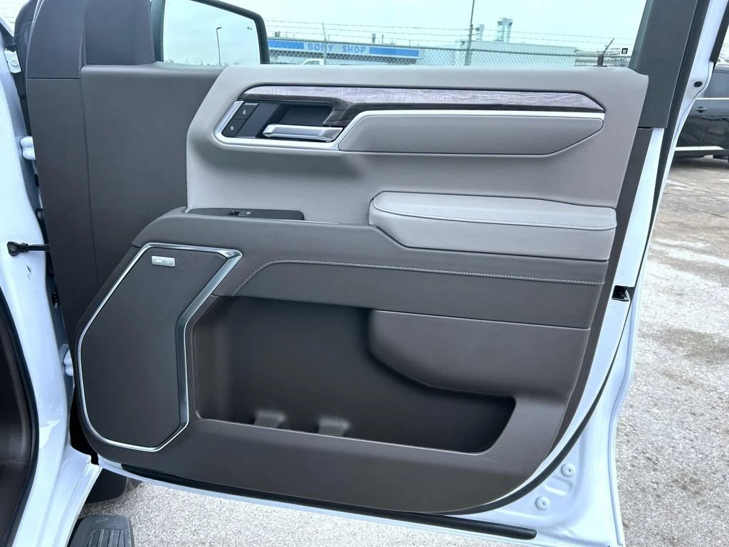 New 2026 Polar White Tricoat Chevrolet LTZ image 16