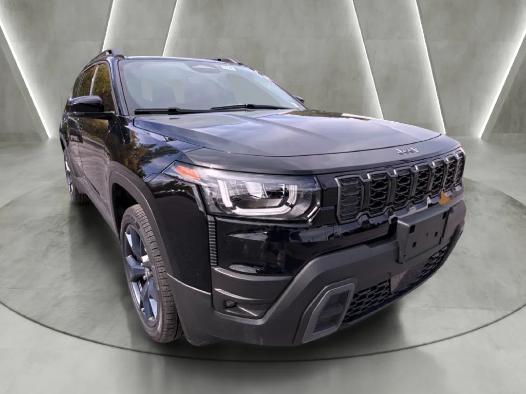 New 2026 Diamond Black Crystal Pearl-Coat Exterior Paint Jeep  image 1