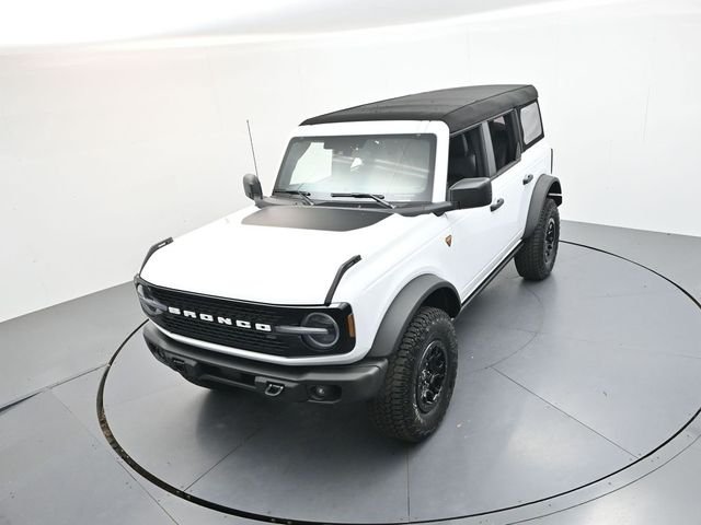 New 2026 Oxford White Ford Badlands® image 40