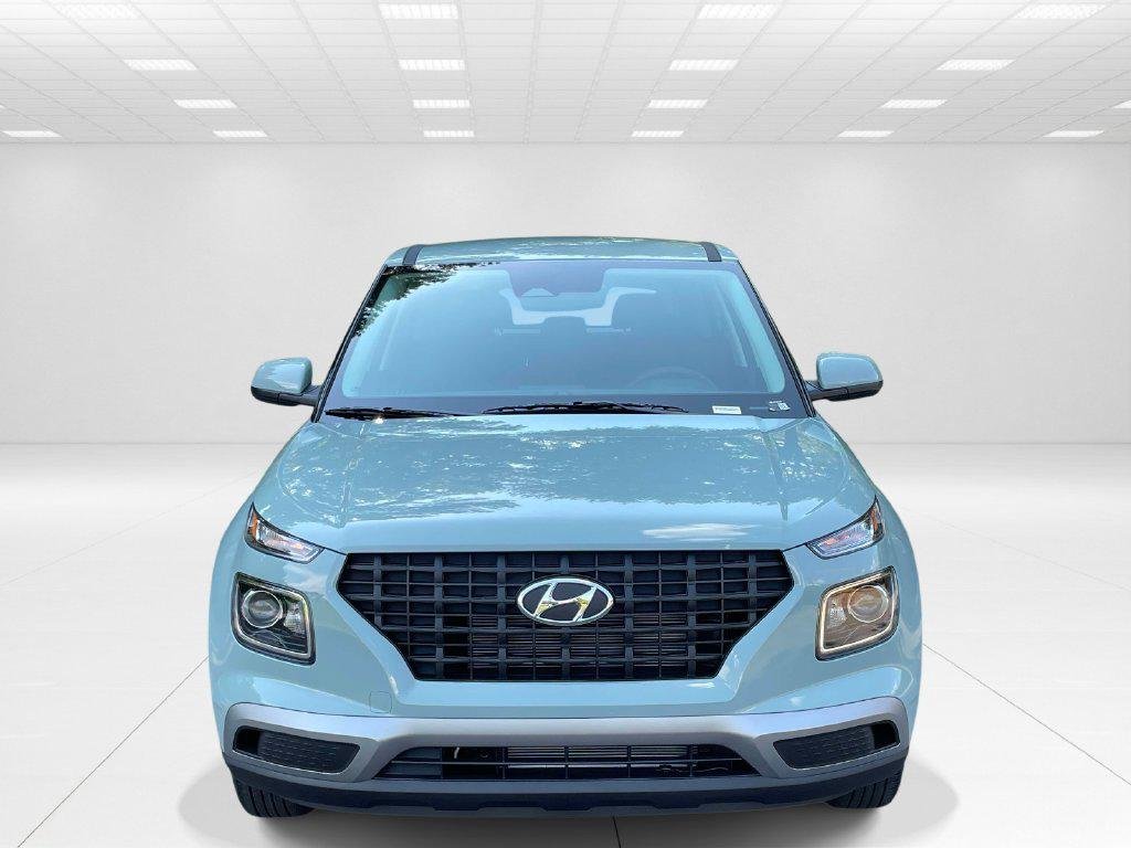 New 2026 Green Hyundai SE image 2