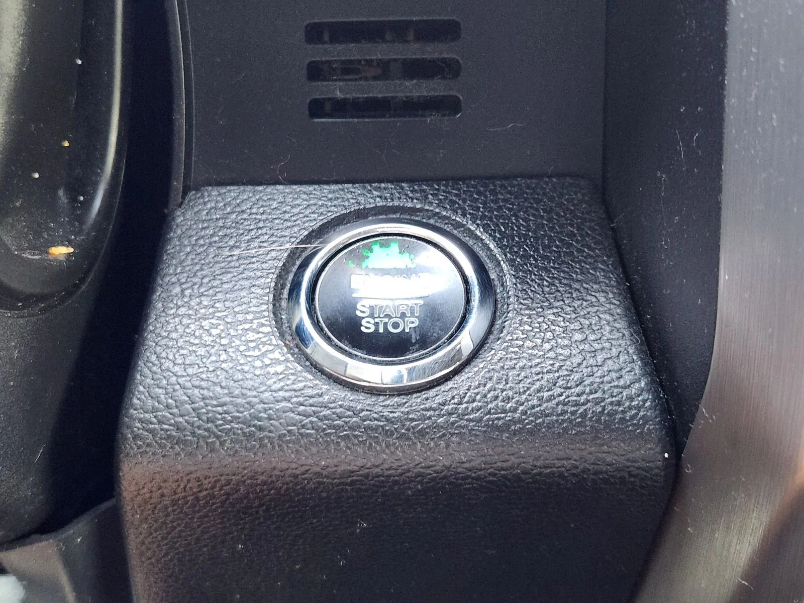 Used 2019 Gray Ford Platinum image 21