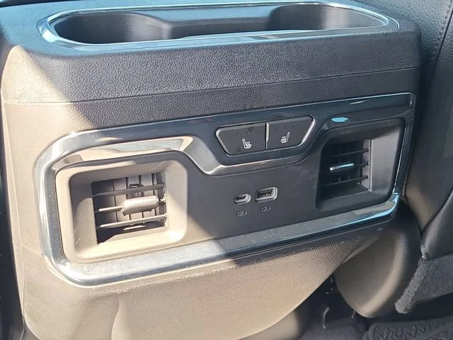 Used 2023 Onyx Black GMC Denali image 8