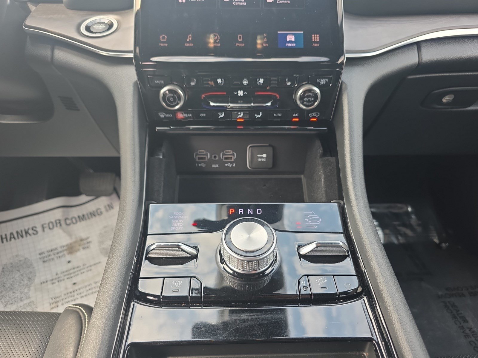 2022 Jeep Grand Cherokee L Overland - Photo 12