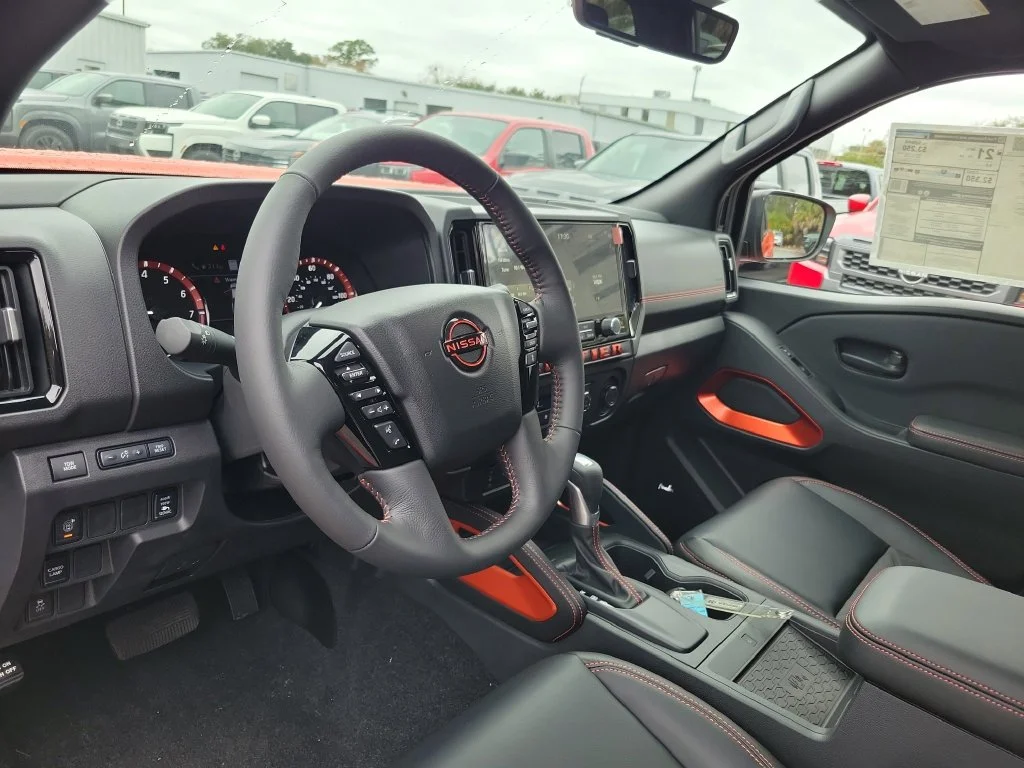 2026 Nissan Frontier PRO-X - Photo 7