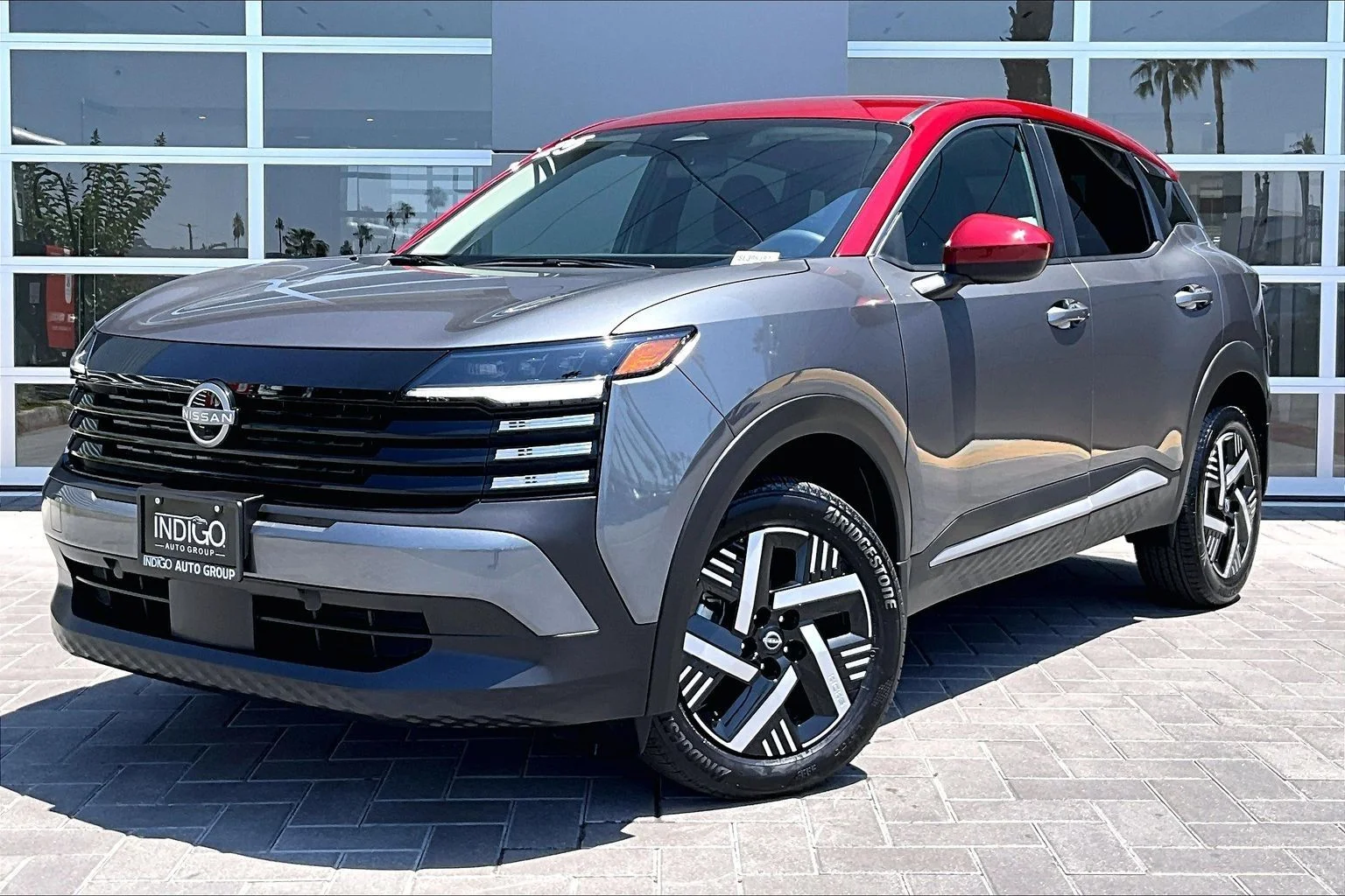 2025 Nissan Kicks 2.0 SV's photo
