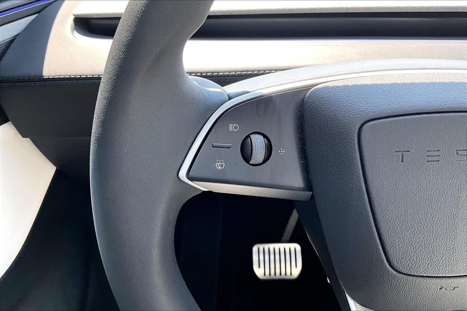 Used 2026  Tesla  image 20