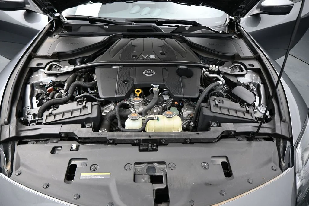 Used 2025 Gray Nissan Performance image 28