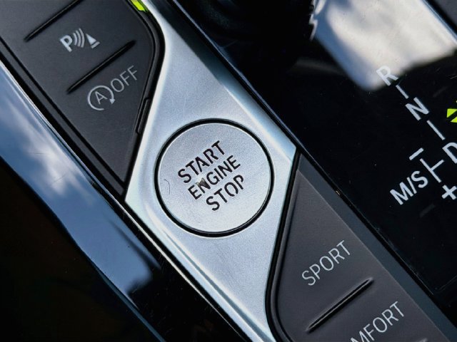 Used 2022 Dark Graphite Metallic BMW sDrive30i image 36