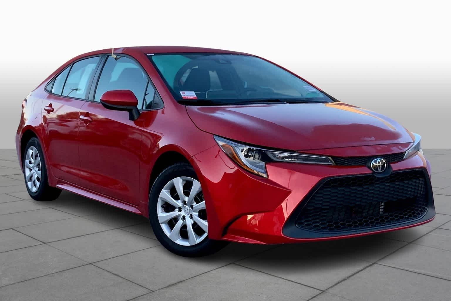 Used 2020 Barcelona Red Metallic Toyota LE image 3