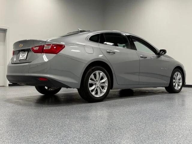 Used 2025 Gray Chevrolet LT image 10