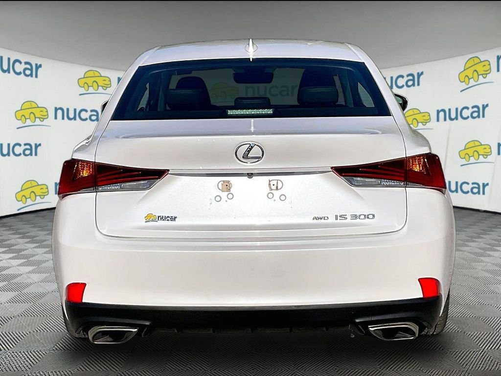 Used 2019 Eminent White Pearl Lexus 300 image 5