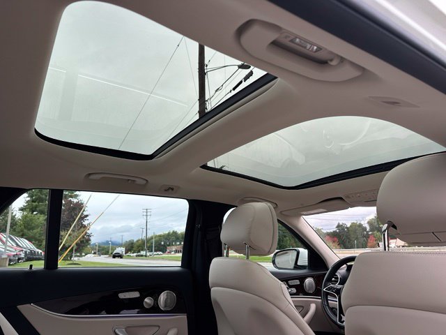 Certified Used 2023 White Mercedes-Benz E 450 image 28