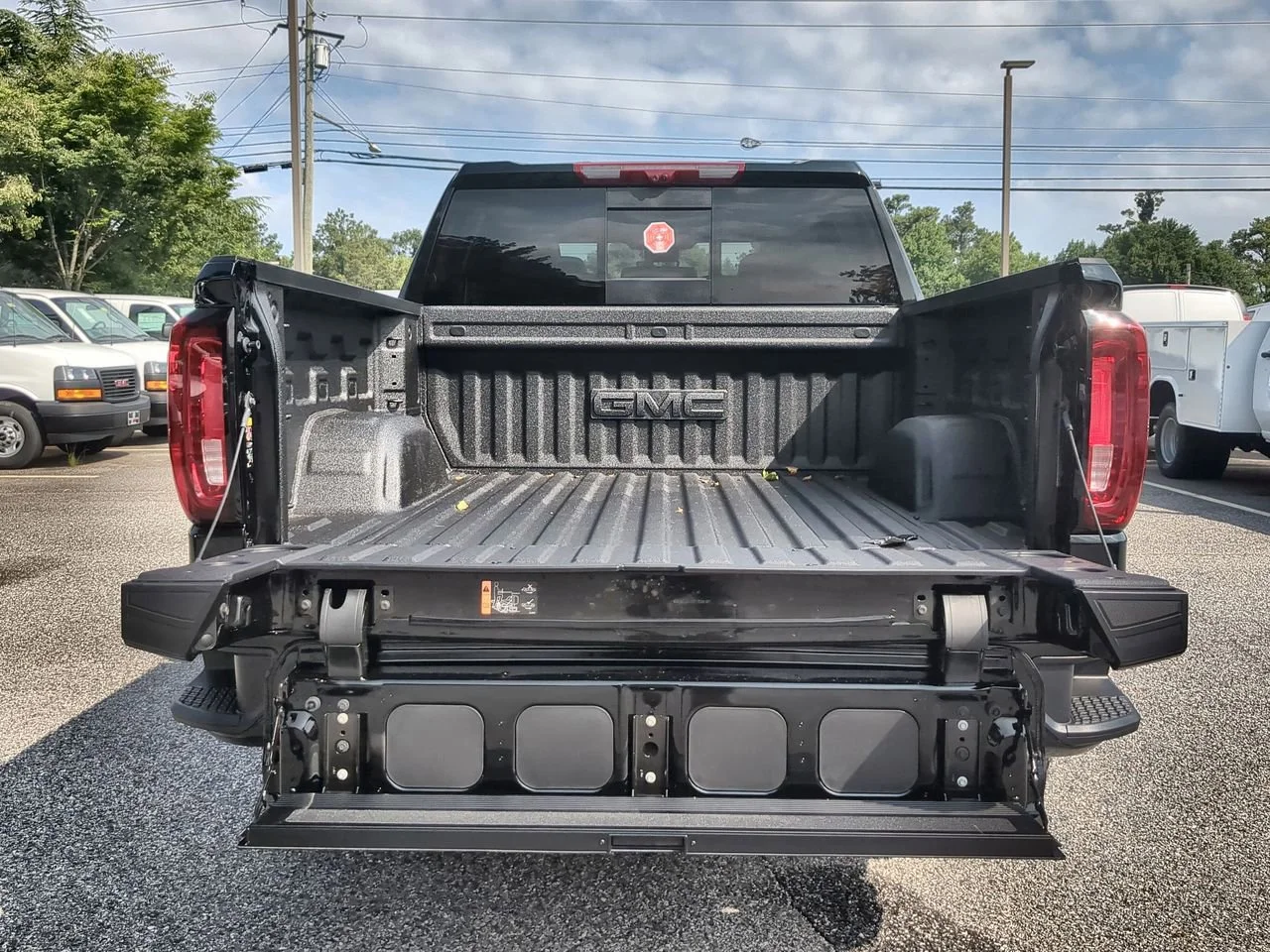 New 2026 Onyx Black GMC AT4 image 27