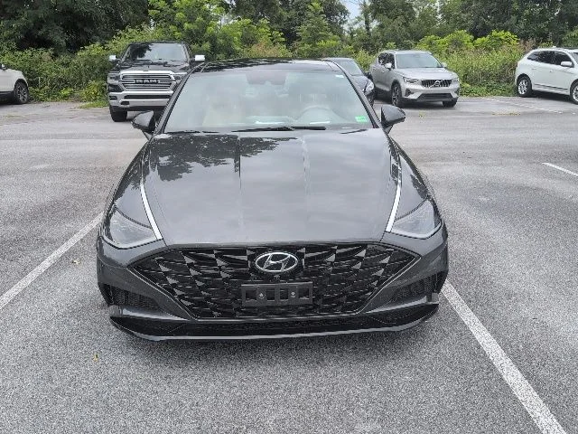 Used 2020 Gray Hyundai Limited image 2