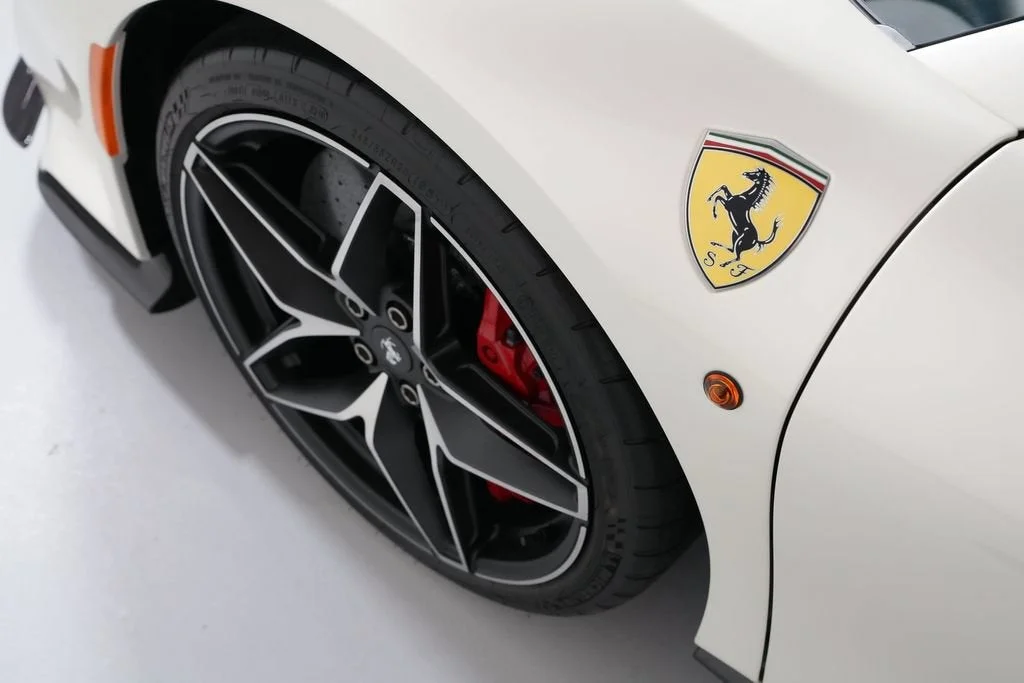 Used 2020 Bianco Italia Ferrari Spider image 47