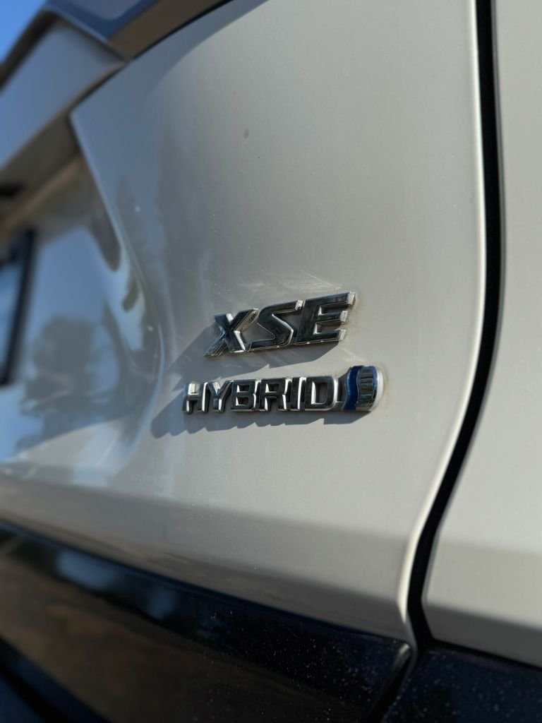 Used 2021 Blizzard Pearl Toyota XSE image 38