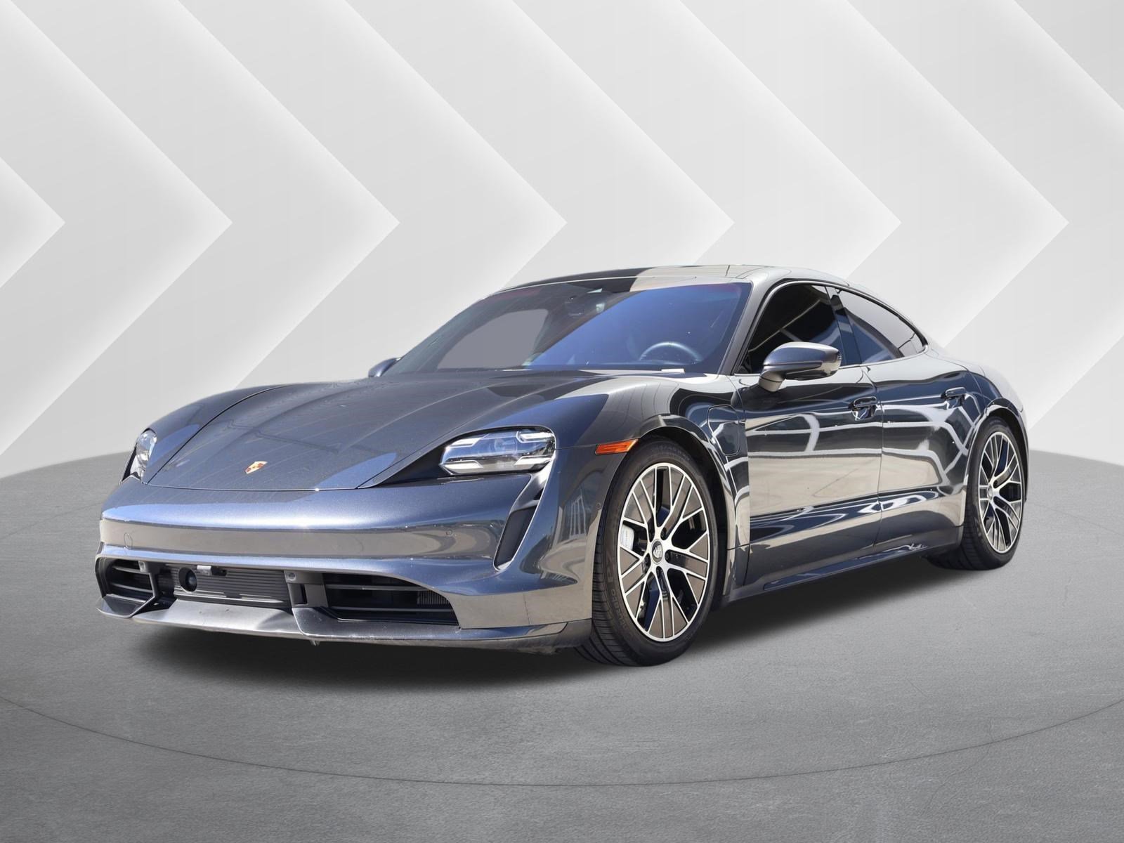 2020 Porsche Taycan Turbo's photo