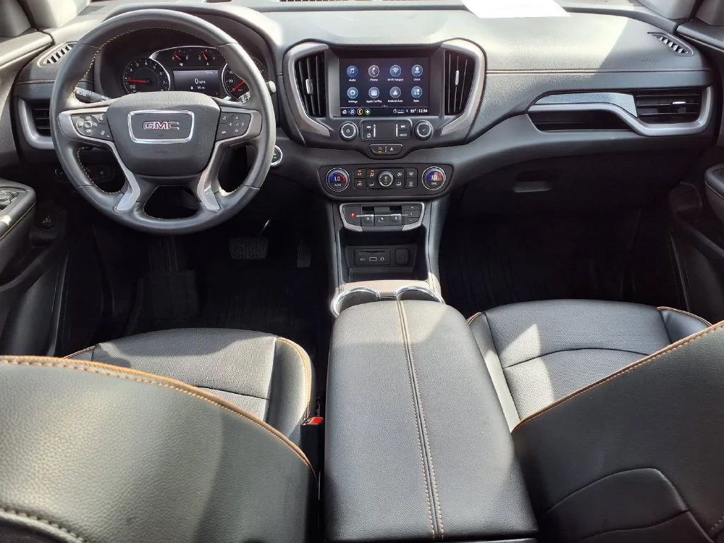 Used 2022  GMC AT4 image 15