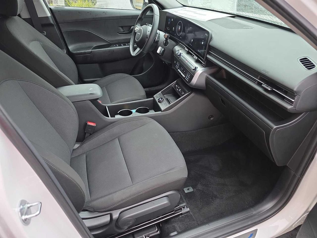 2025 Hyundai Kona SEL Convenience - Photo 21