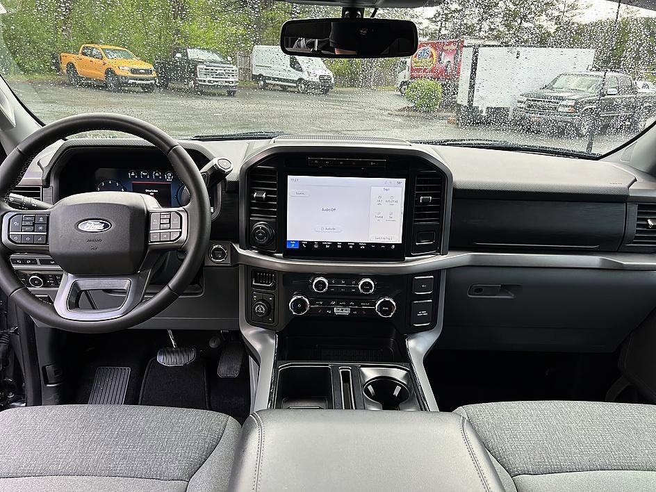 Used 2024 Gray Metallic Ford XLT image 13