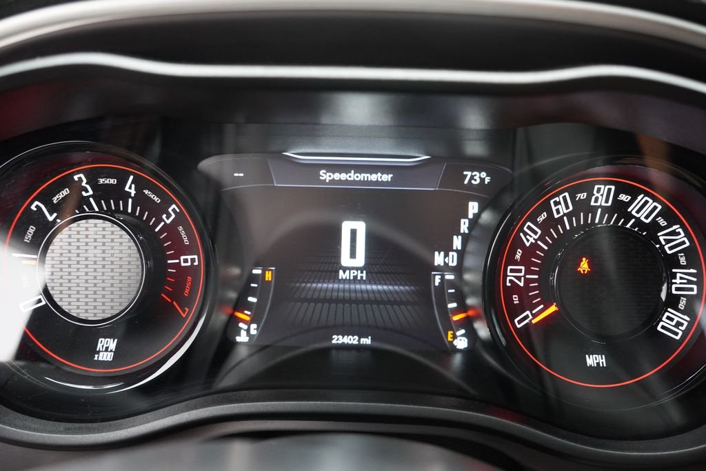 Used 2022 Red Dodge SXT image 29