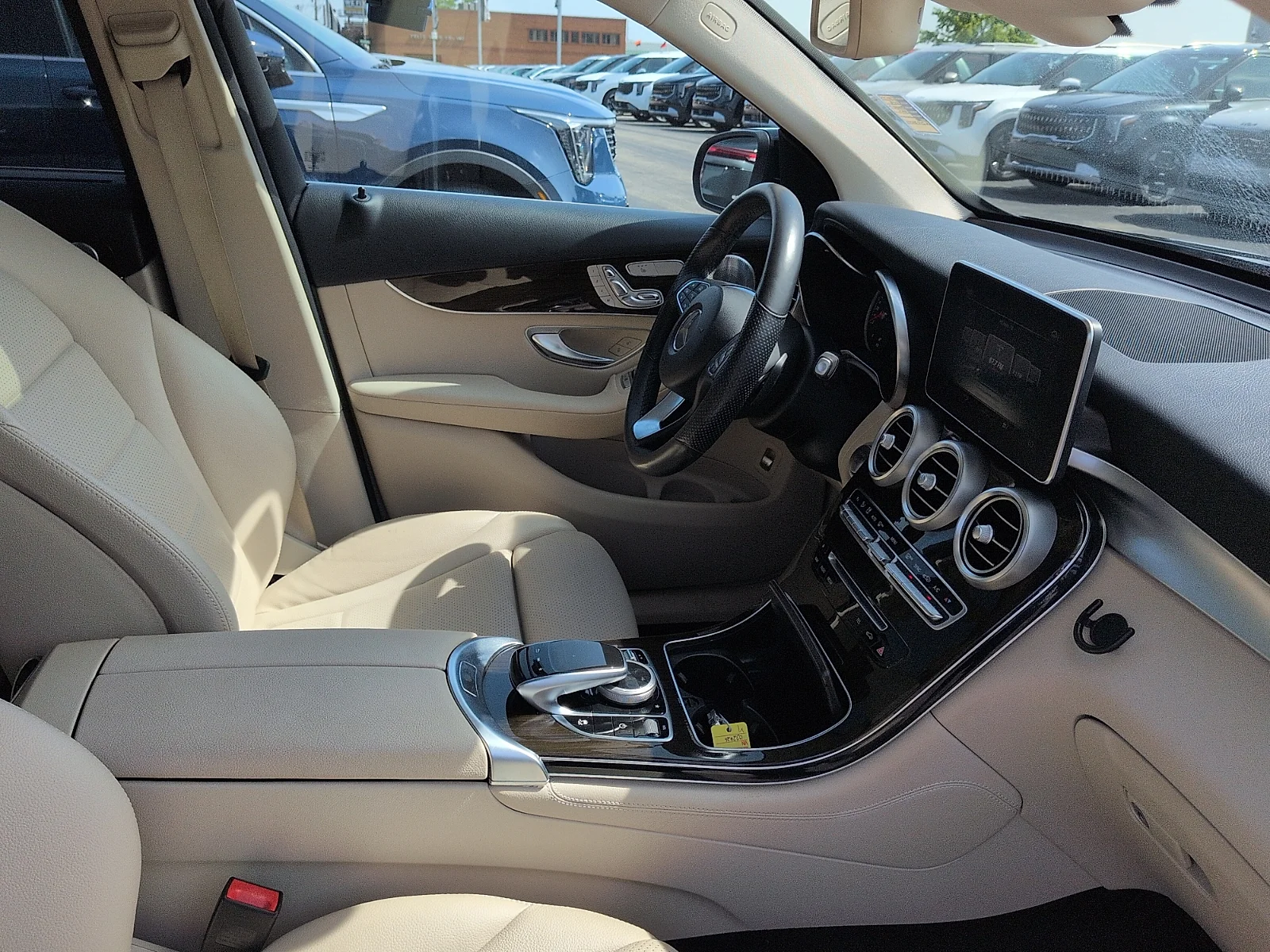 Used 2018 Black - 040 Mercedes-Benz 4MATIC® image 7