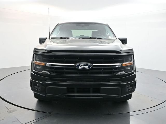 New 2026 Black Ford XLT image 2