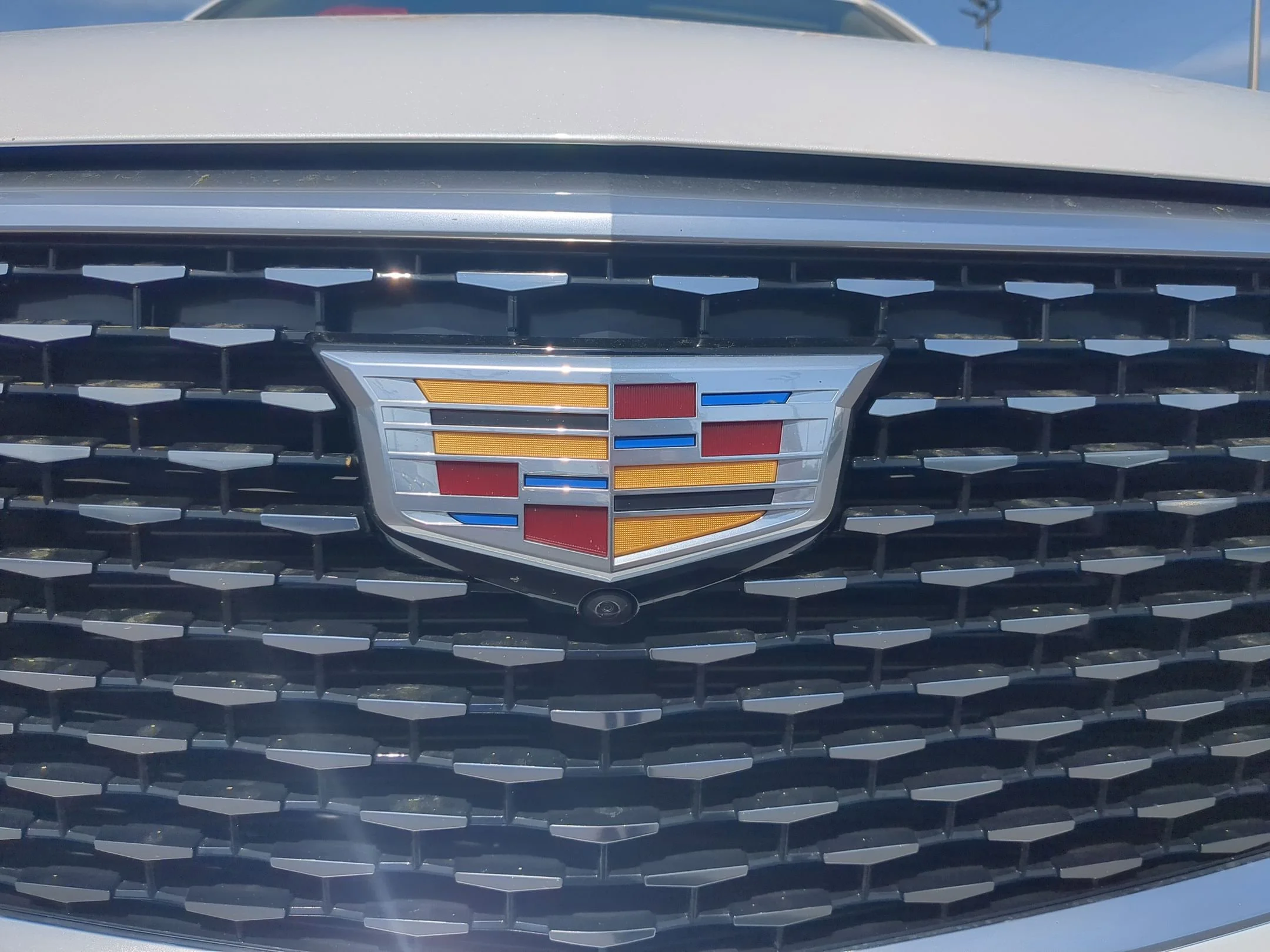 Used 2020 Crystal White Tricoat Cadillac AWD Premium Luxury image 30