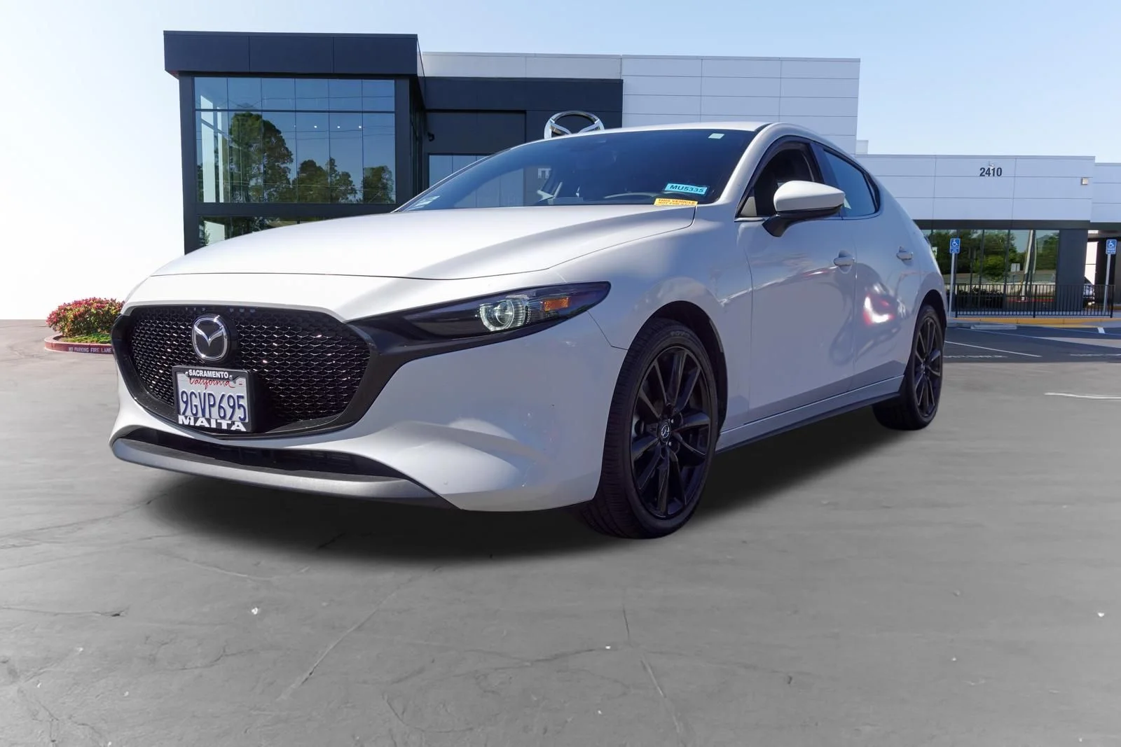 Certified Used 2023 Snowflake White Pearl Mica Mazda 2.5 S Premium Package image 9