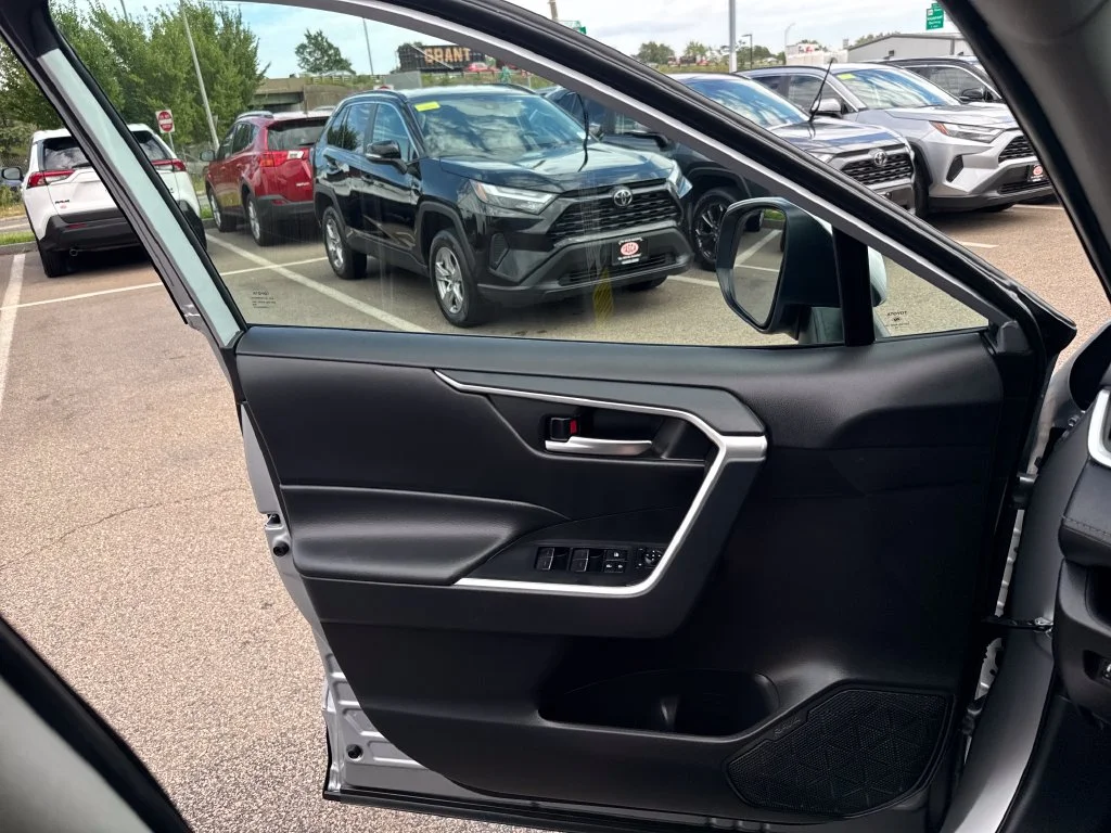 Used 2025 Silver Toyota XLE image 32