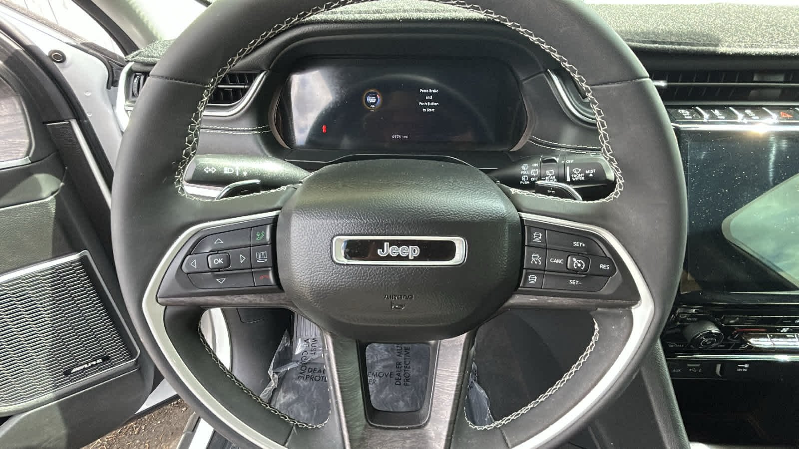 Used 2023 Bright White Clearcoat Jeep Limited image 14