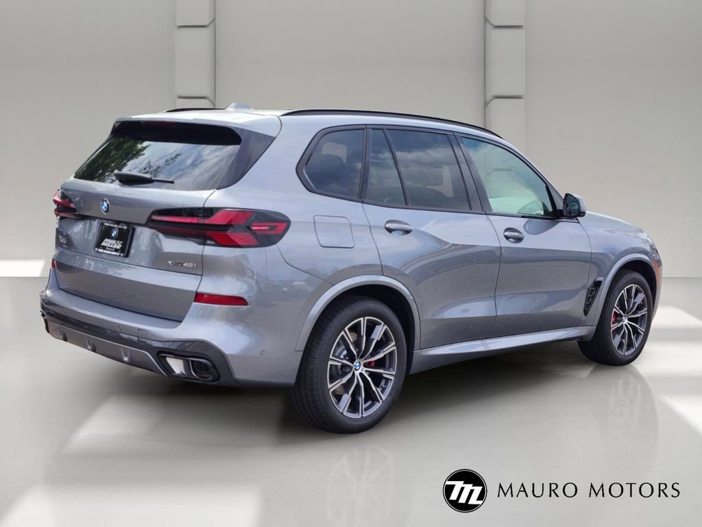 New 2026 Gray BMW xDrive40i image 4