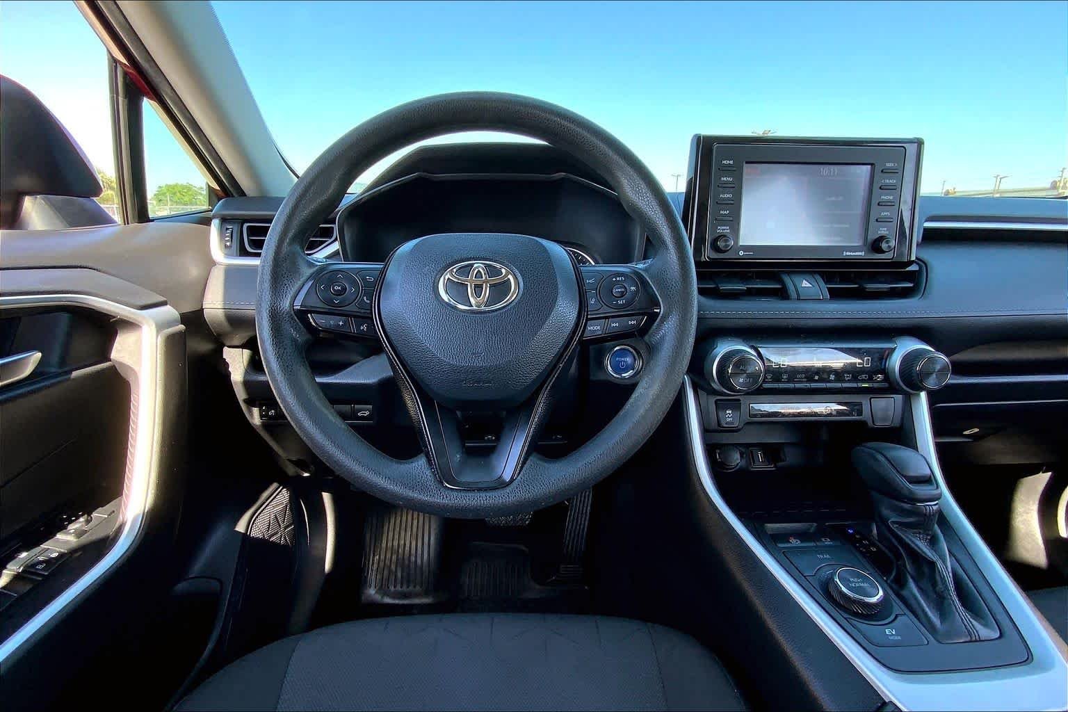 Used 2022 Ruby Flare Pearl Toyota Hybrid XLE image 6