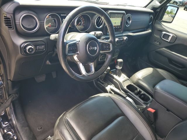 Used 2020 Black Jeep Unlimited Sahara image 6