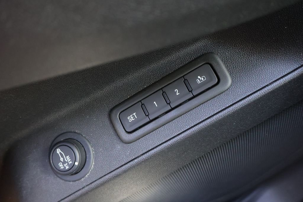 2023 Chevrolet Equinox Premier - Photo 42