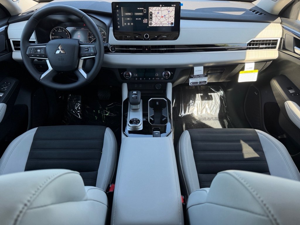 New 2026 Black Diamond Mitsubishi SE image 15
