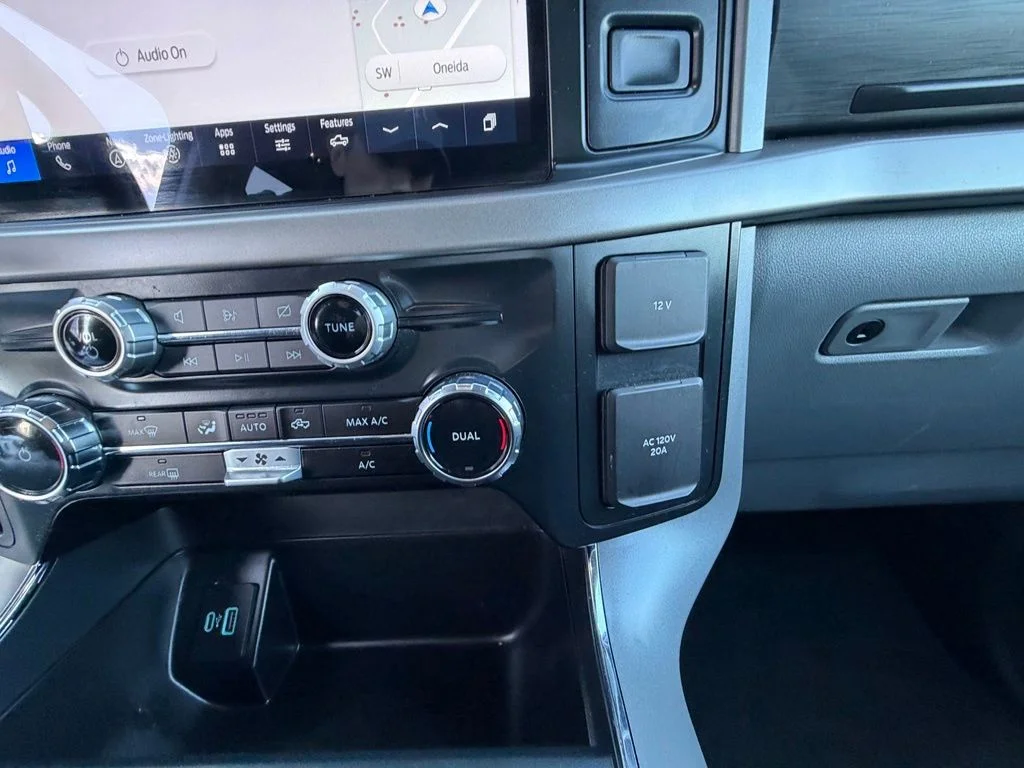 Used 2024 Black Ford XLT image 26