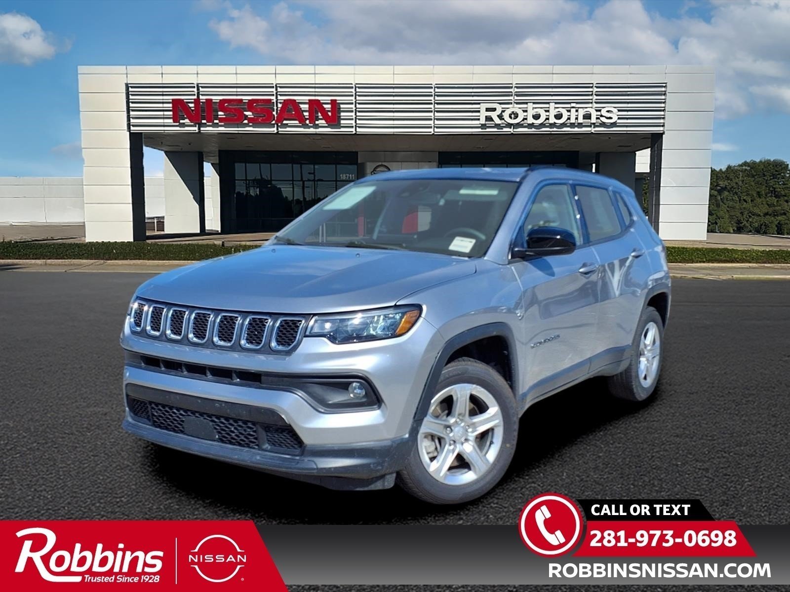 2024 Jeep Compass Latitude Silver at Robbins Nissan
