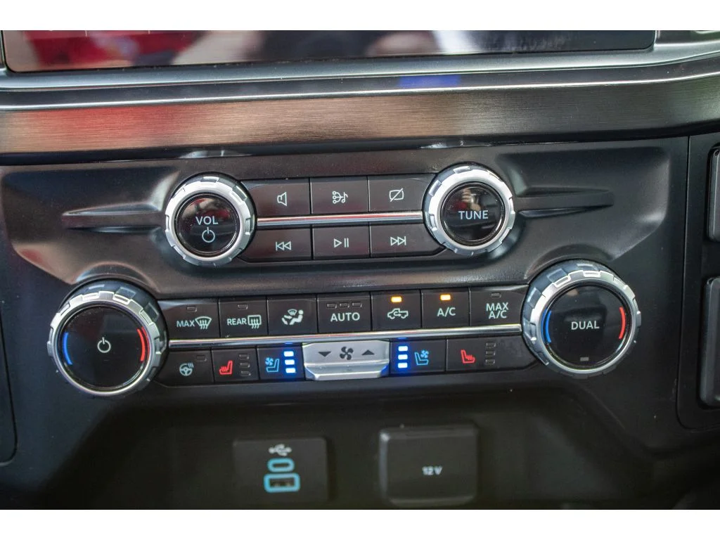 Used 2023 Oxford White Ford LARIAT image 53