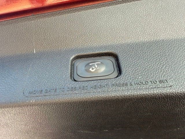 Used 2016 Bronze Ford Limited image 18