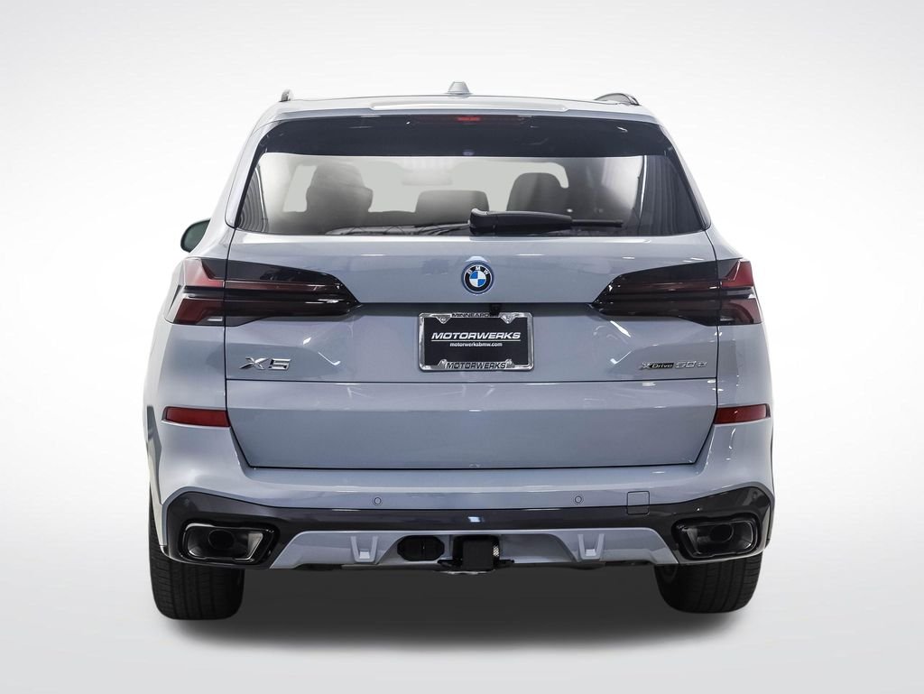 New 2026 Gray Metallic BMW xDrive50e image 4