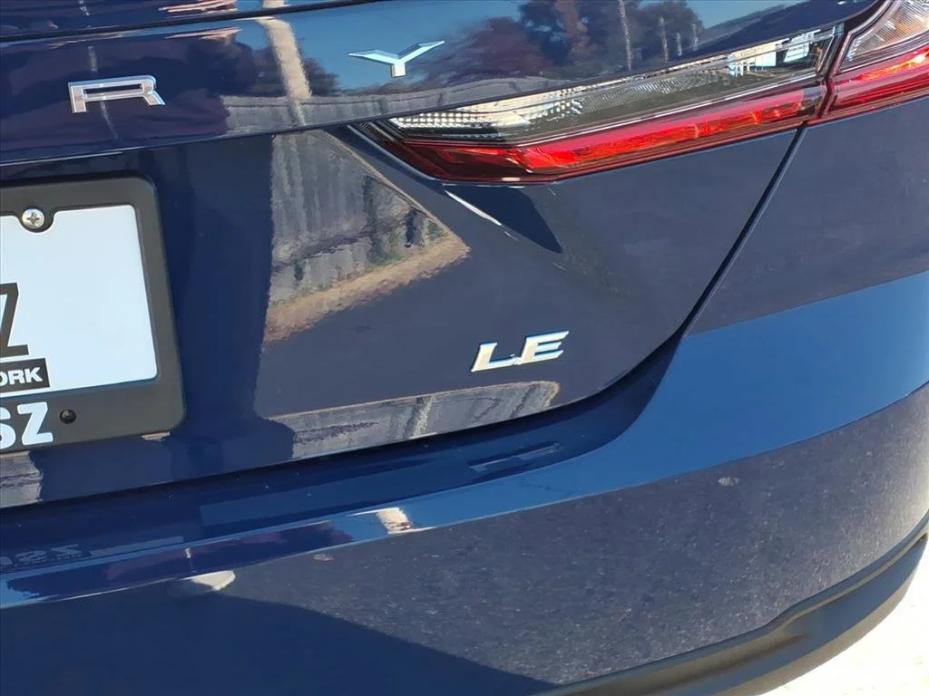 2026 Toyota Camry LE - Photo 20