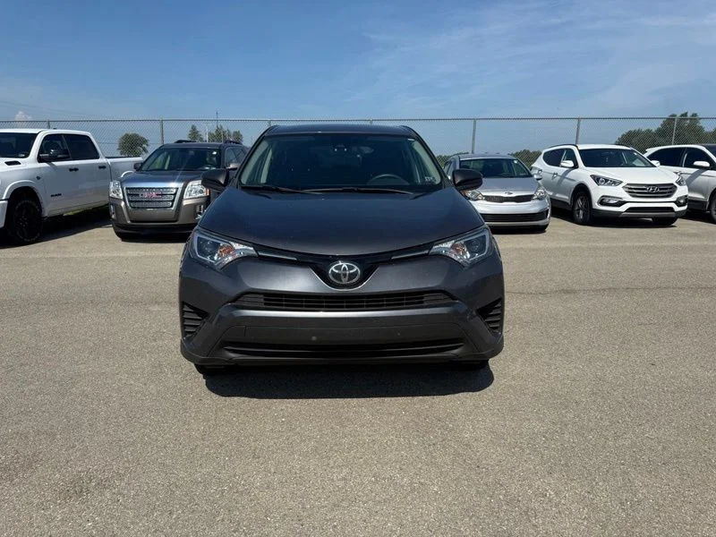 Used 2018 Gray Toyota LE image 4