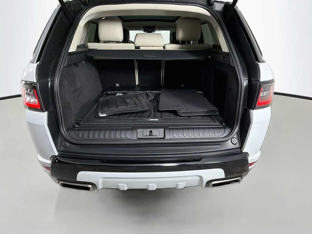 Used 2022 White Land Rover HSE Dynamic image 27