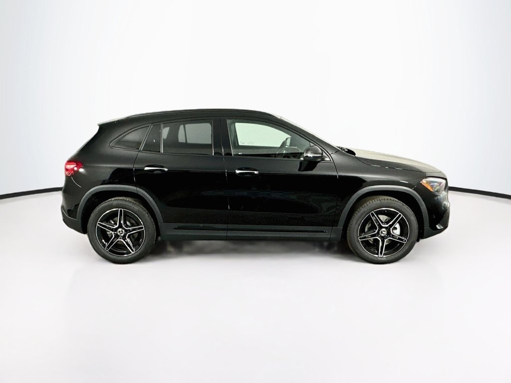 New 2026 Night Black Mercedes-Benz GLA 250 image 38