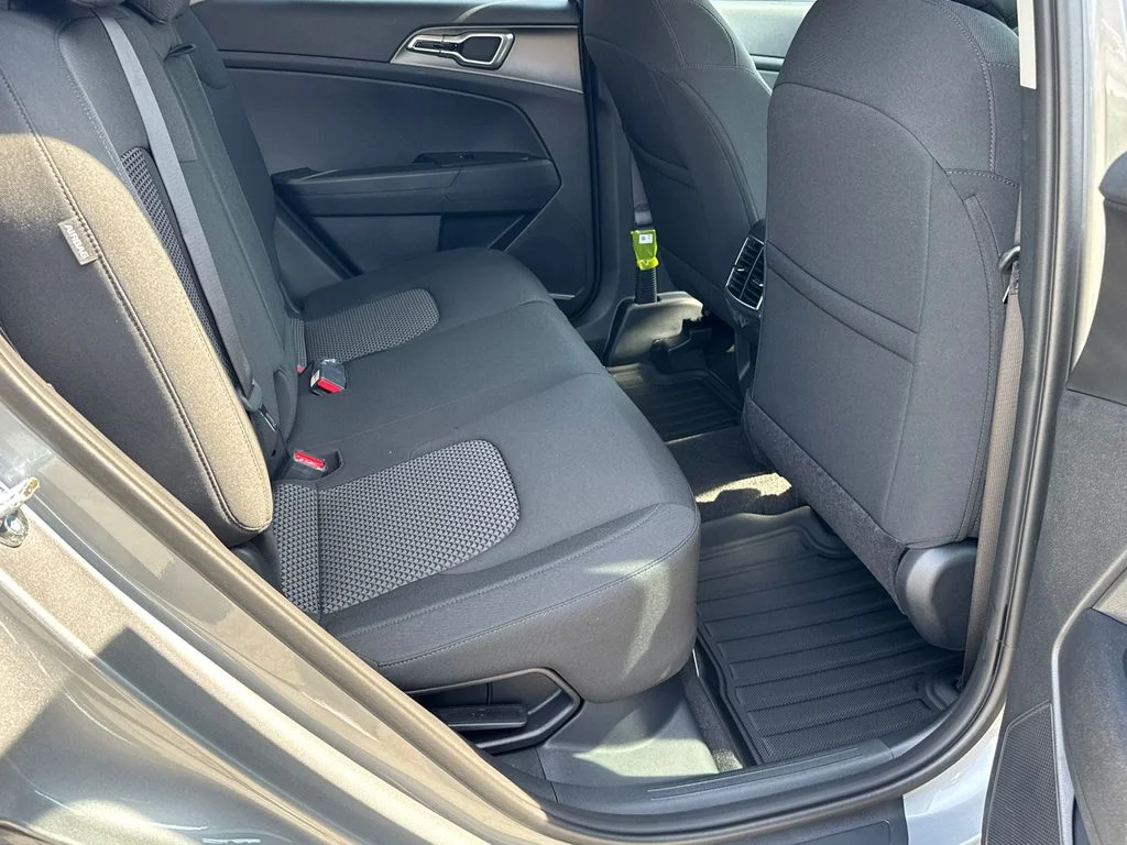 New 2026 Steel Gray Kia LX image 15